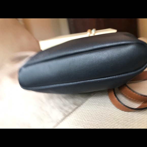 Giani Bernini Navy & White Crossbody Bag - Picture 4 of 5